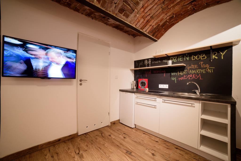 Cracow Rent Apartments - Spacious Apartments For 2-7 People In Quiet Area - Kolberga Street Nr 3 - 10 Min To Main Square By Foot Cracovia Exterior foto