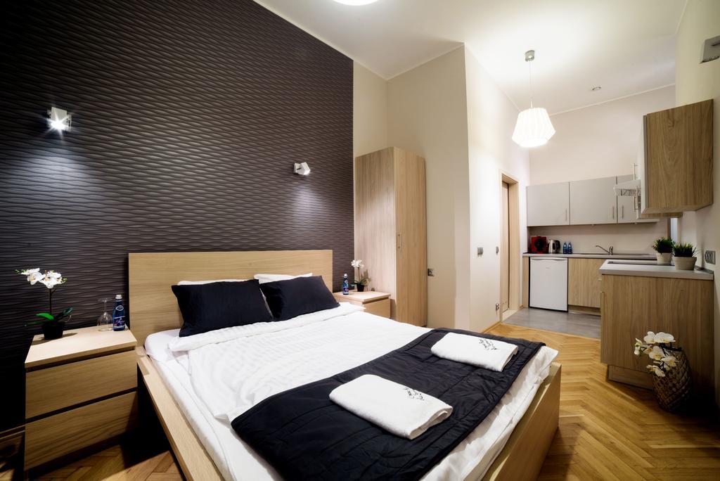 Cracow Rent Apartments - Spacious Apartments For 2-7 People In Quiet Area - Kolberga Street Nr 3 - 10 Min To Main Square By Foot Cracovia Exterior foto